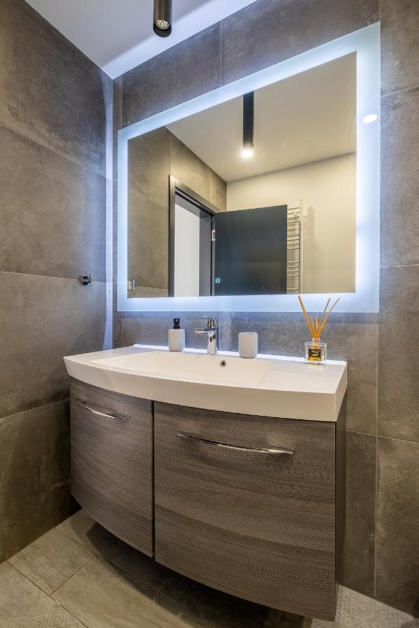 Arcadia Apartment, Park And Parking София Екстериор снимка